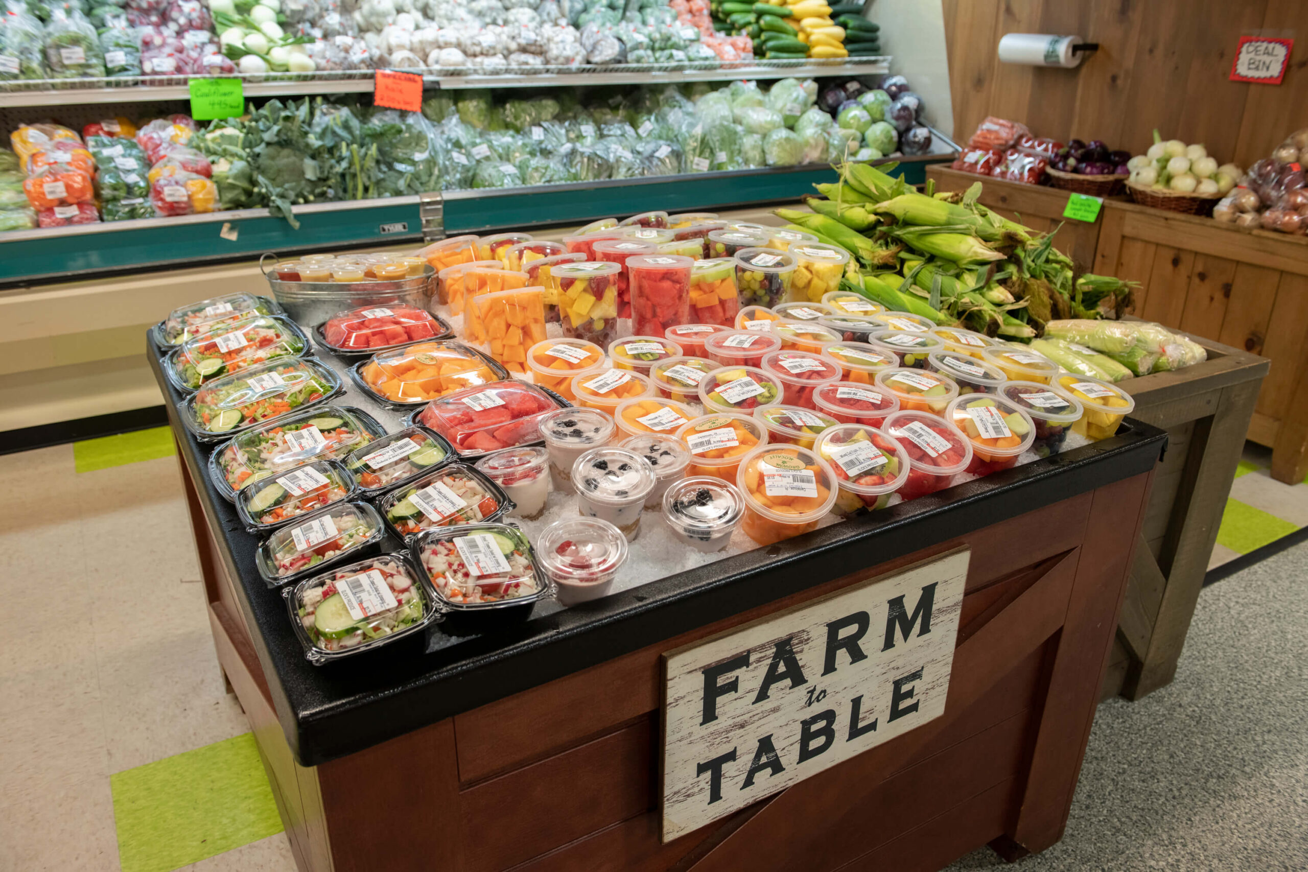 farm to table produce for sale at a farmers market in Amish country, PA