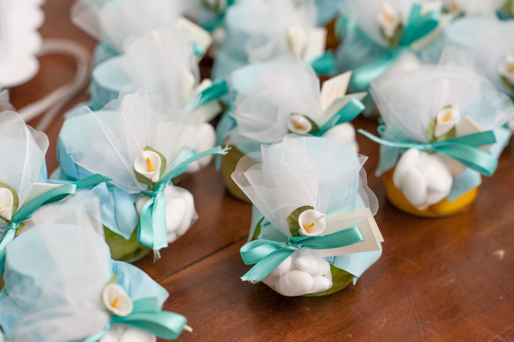 Wedding favors - having candy buffet or pre-packaged candy